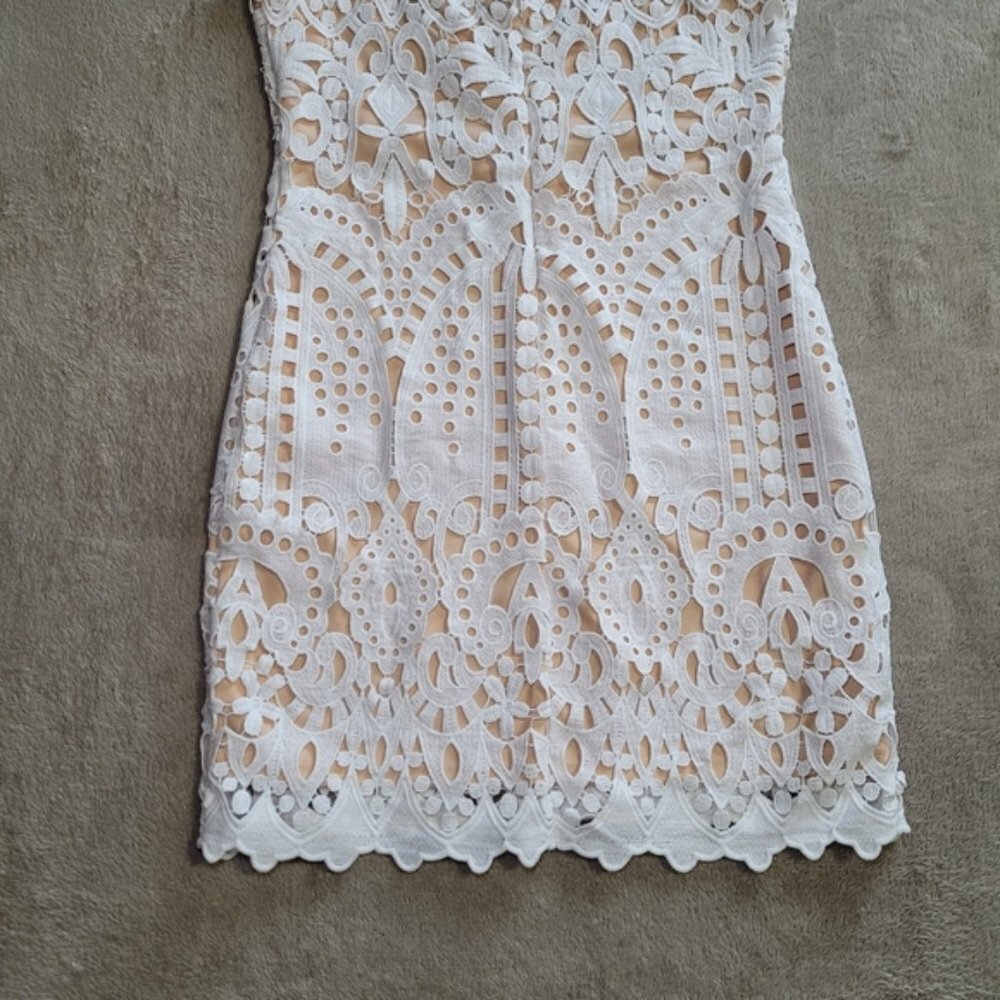 Lulus Perfect Love White and Nude Lace Mini Dress size medium - Picture 9 of 13
